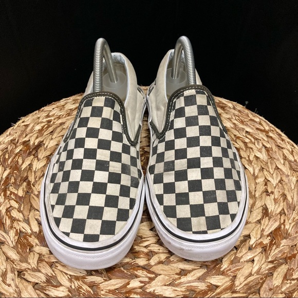 basket vans 30 slip on اعمار بي تي اس basket vans 30 slip on اعمار بي تي اس